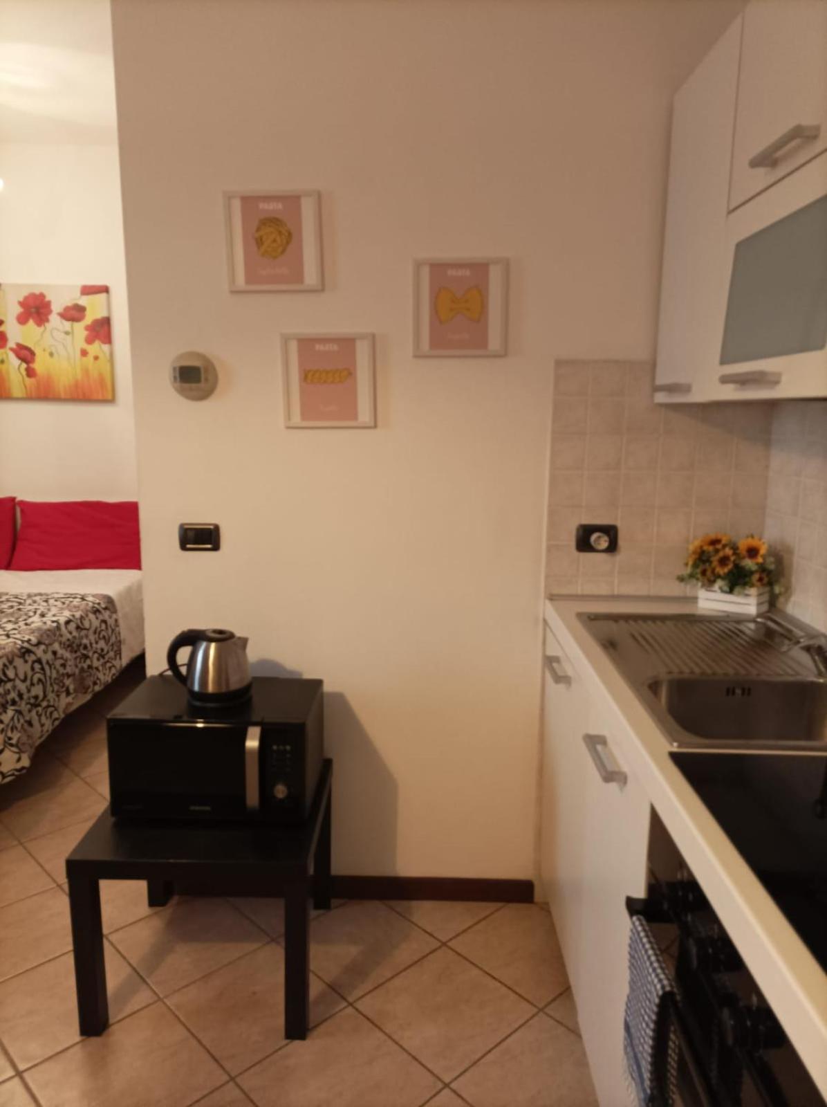 Apartamento Casa Angela Parma Exterior foto